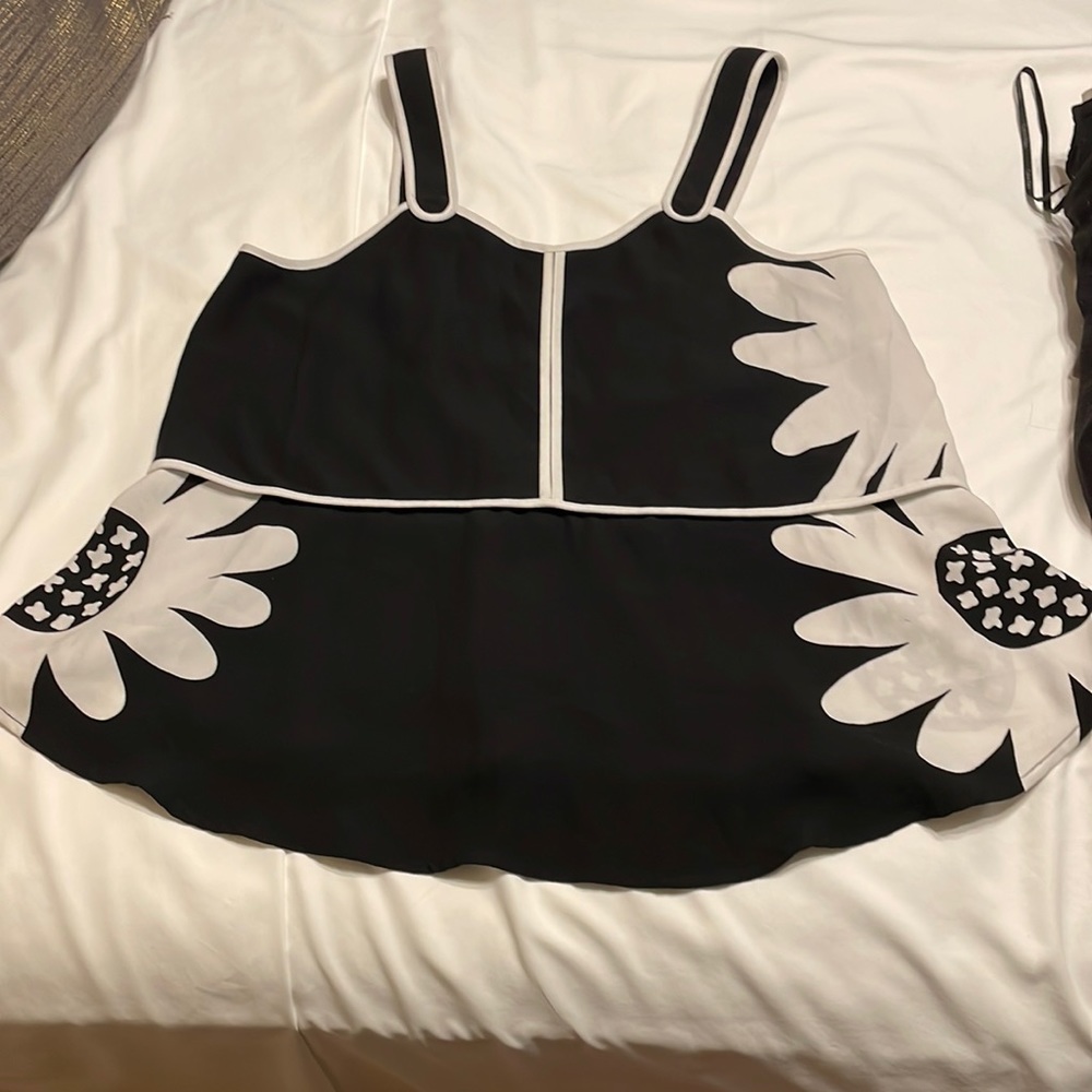 Victoria Beckham for Target black & white top